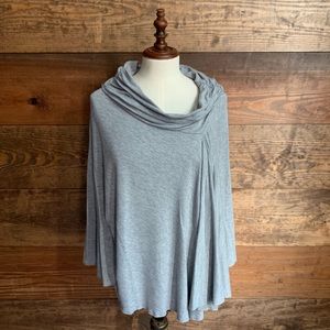 Sophie Max Gray Lightweight Poncho